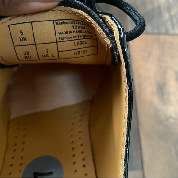 Brand New Dr. Martens Black Patent Oxfords 10084 - Picture 6 of 10